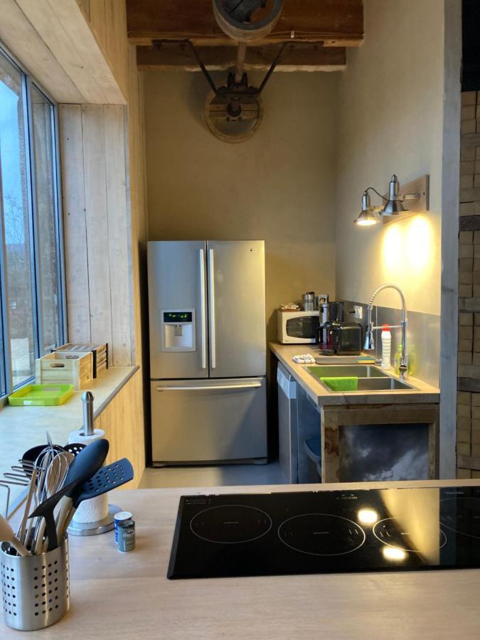 Gite L'Atelier De Tournerie Montigny-sur-l'Ain Esterno foto